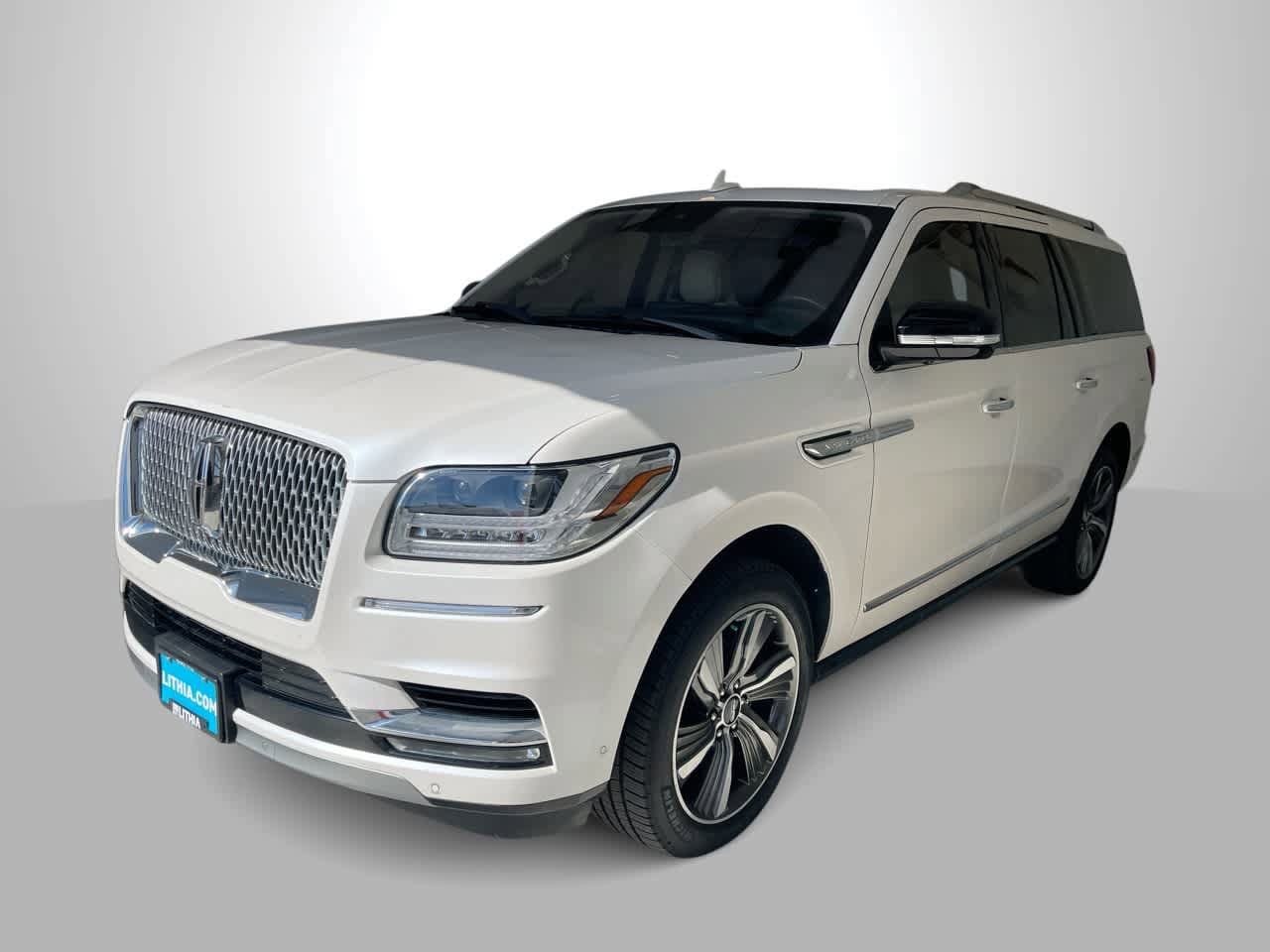 Thumbnail: 2019 Lincoln Navigator L - 1