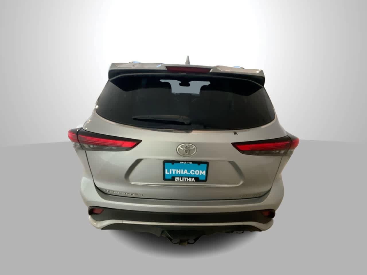 Thumbnail: 2022 Toyota Highlander - 7