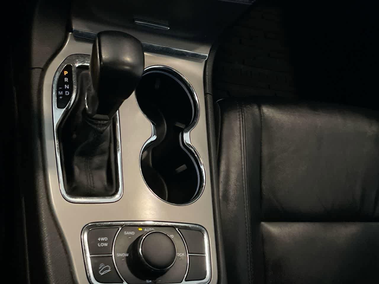 Thumbnail: 2022 Jeep Grand Cherokee - 20