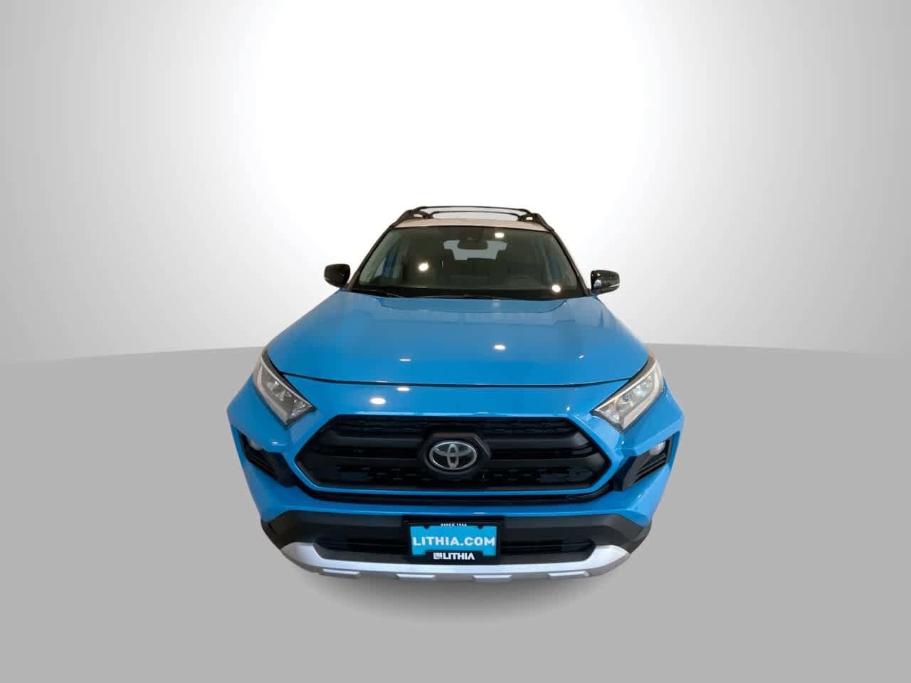 Thumbnail: 2019 Toyota RAV4 - 3