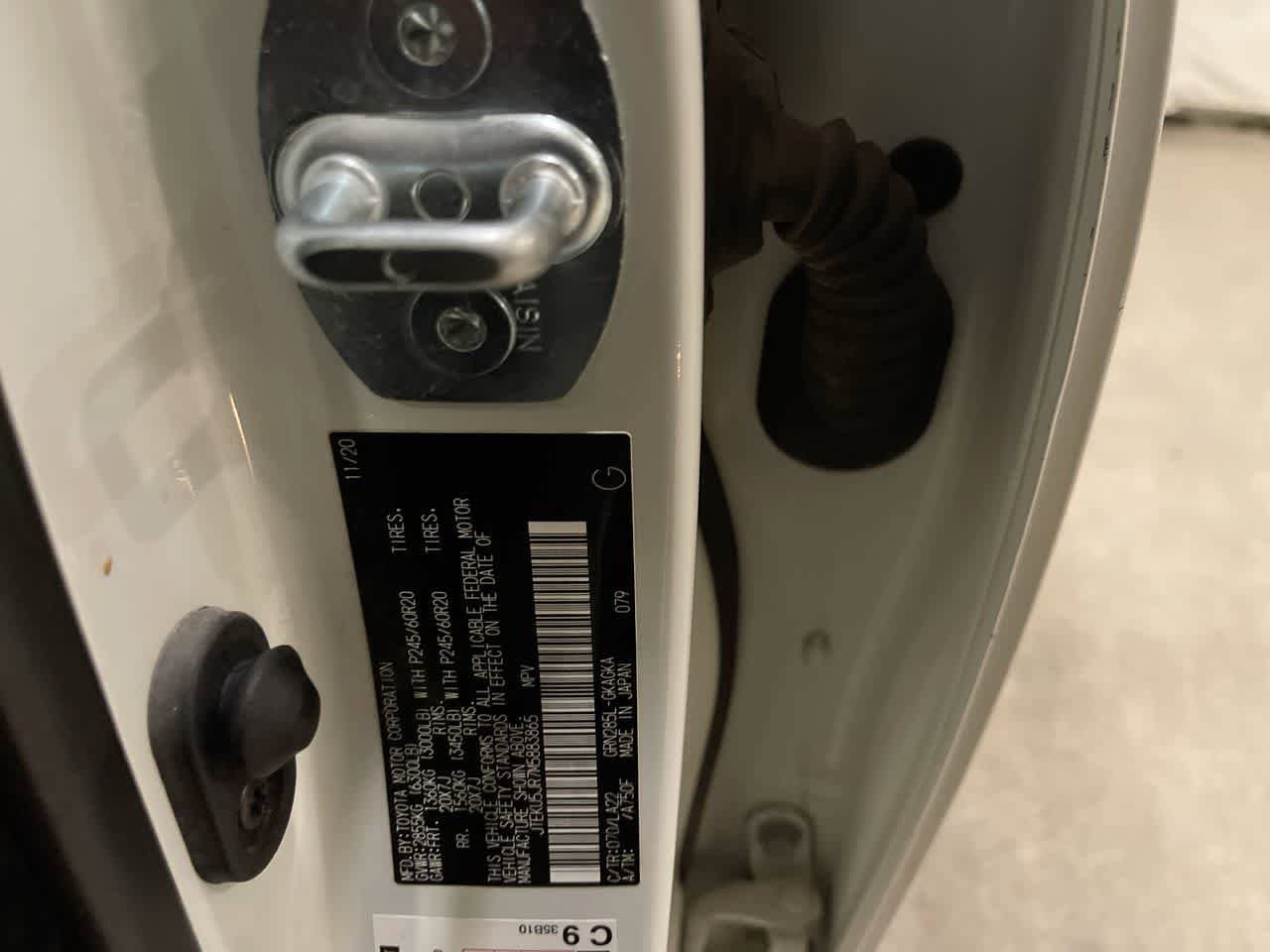 Thumbnail: 2021 Toyota 4Runner - 28