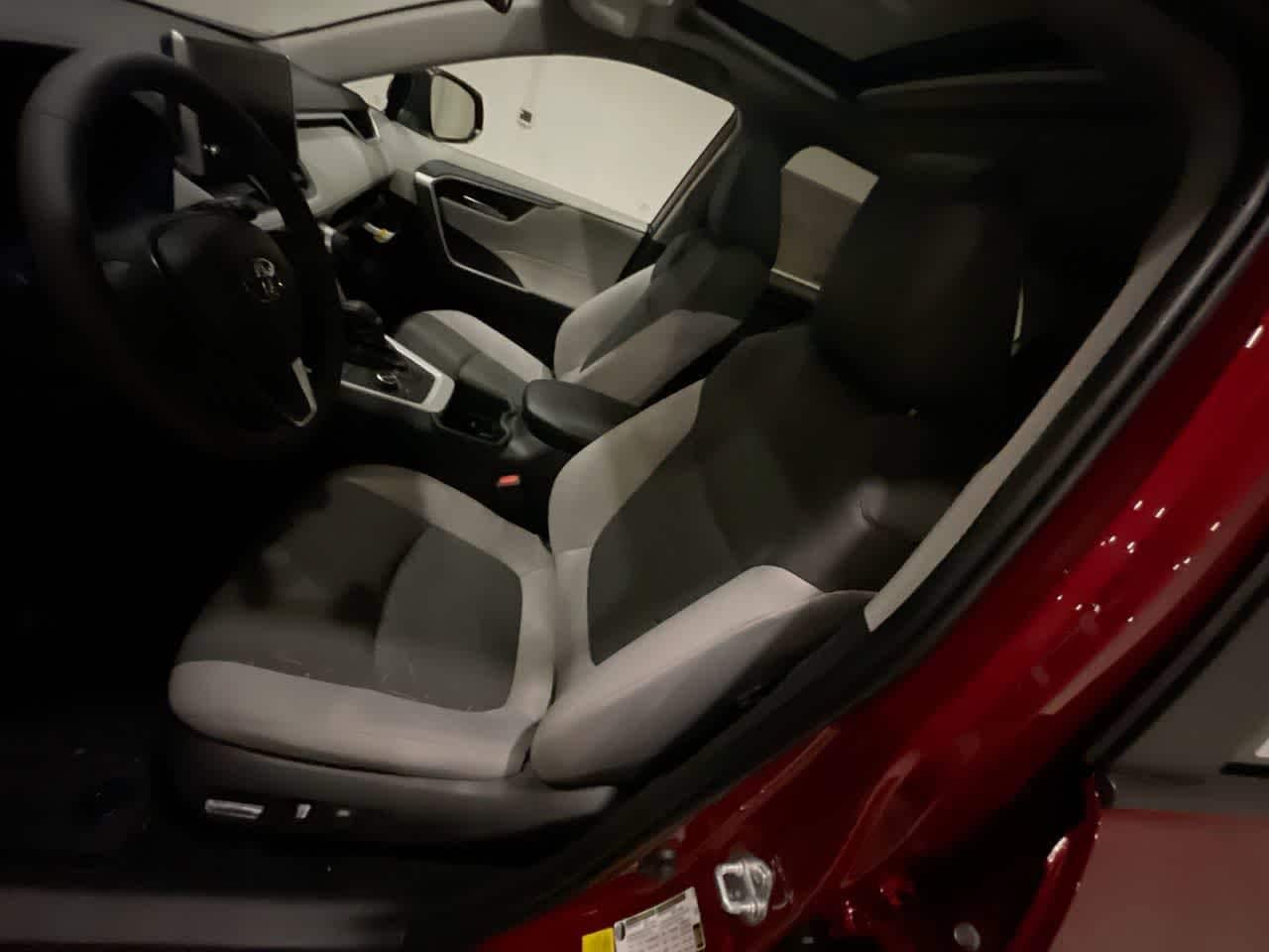 Thumbnail: 2025 Toyota RAV4 - 11