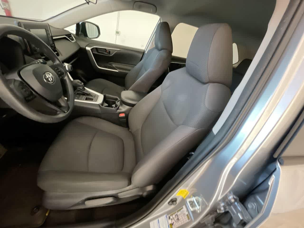 Thumbnail: 2021 Toyota RAV4 - 11