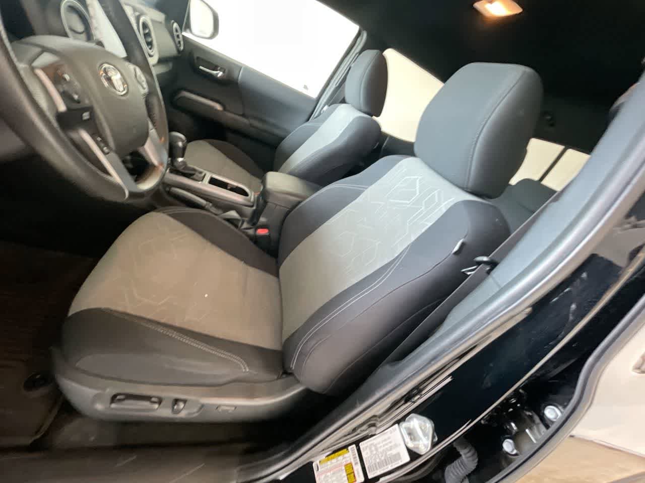 Thumbnail: 2023 Toyota Tacoma - 11