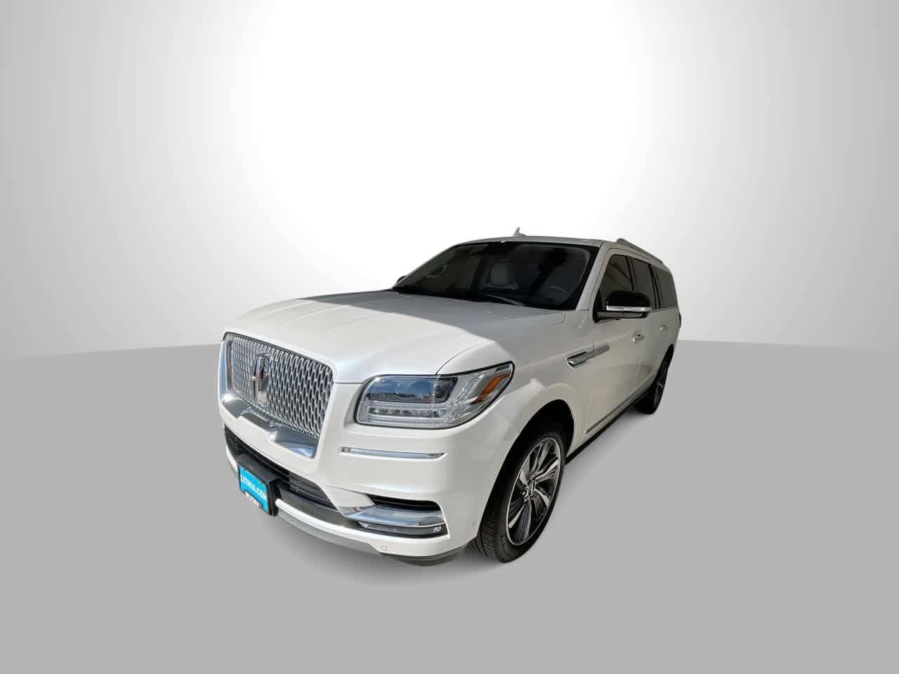 Thumbnail: 2019 Lincoln Navigator L - 4
