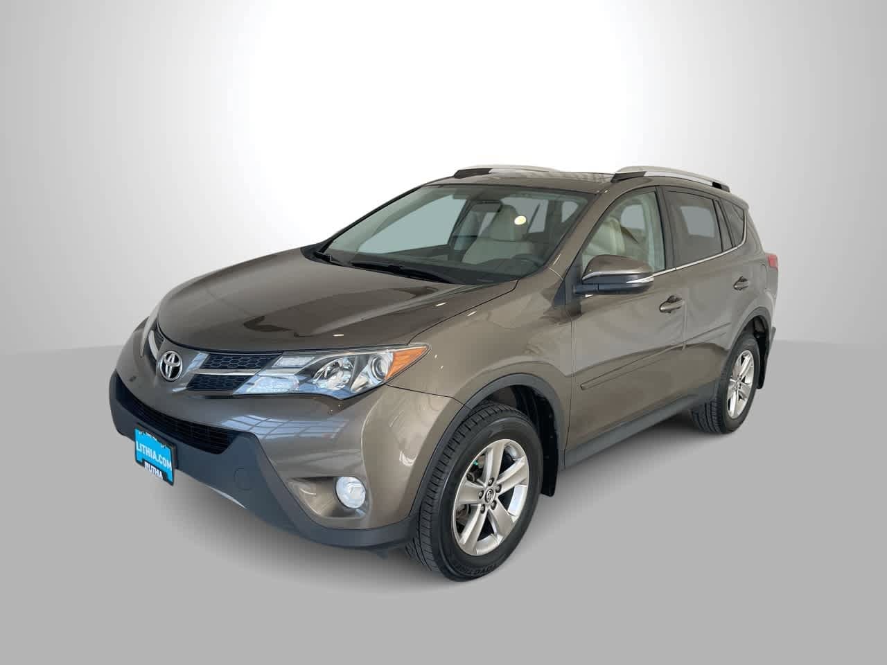Thumbnail: 2015 Toyota RAV4 - 1