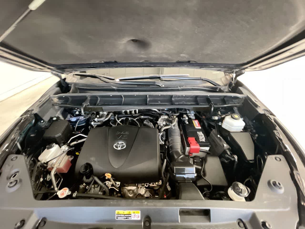 Thumbnail: 2020 Toyota Highlander - 27