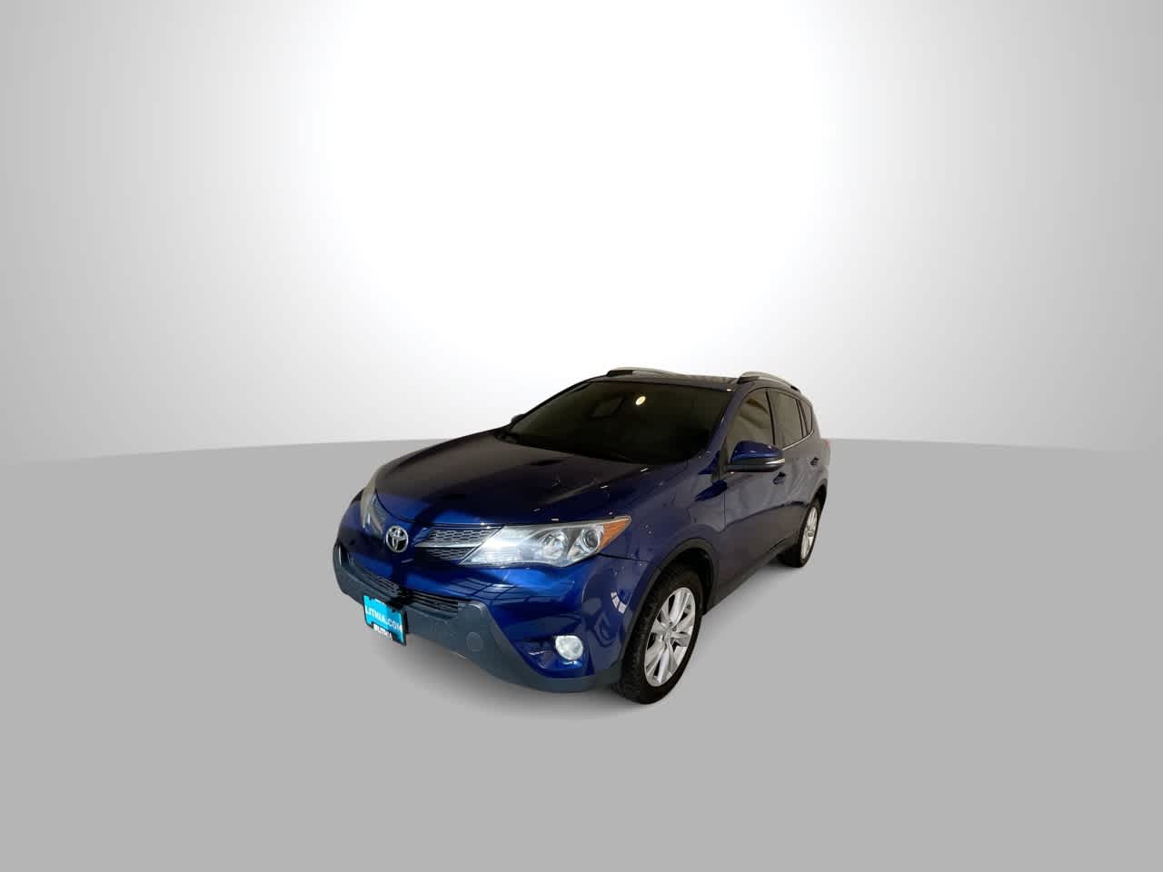 Thumbnail: 2015 Toyota RAV4 - 4