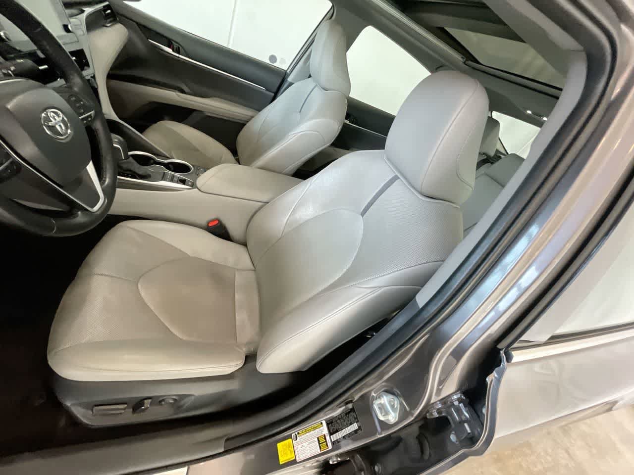 Thumbnail: 2023 Toyota Camry - 11