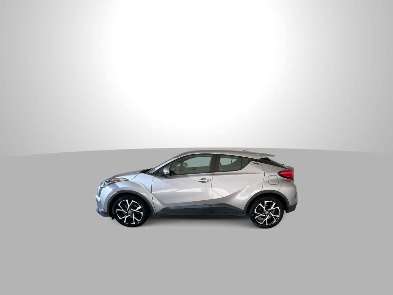 Thumbnail: 2018 Toyota C-HR - 5