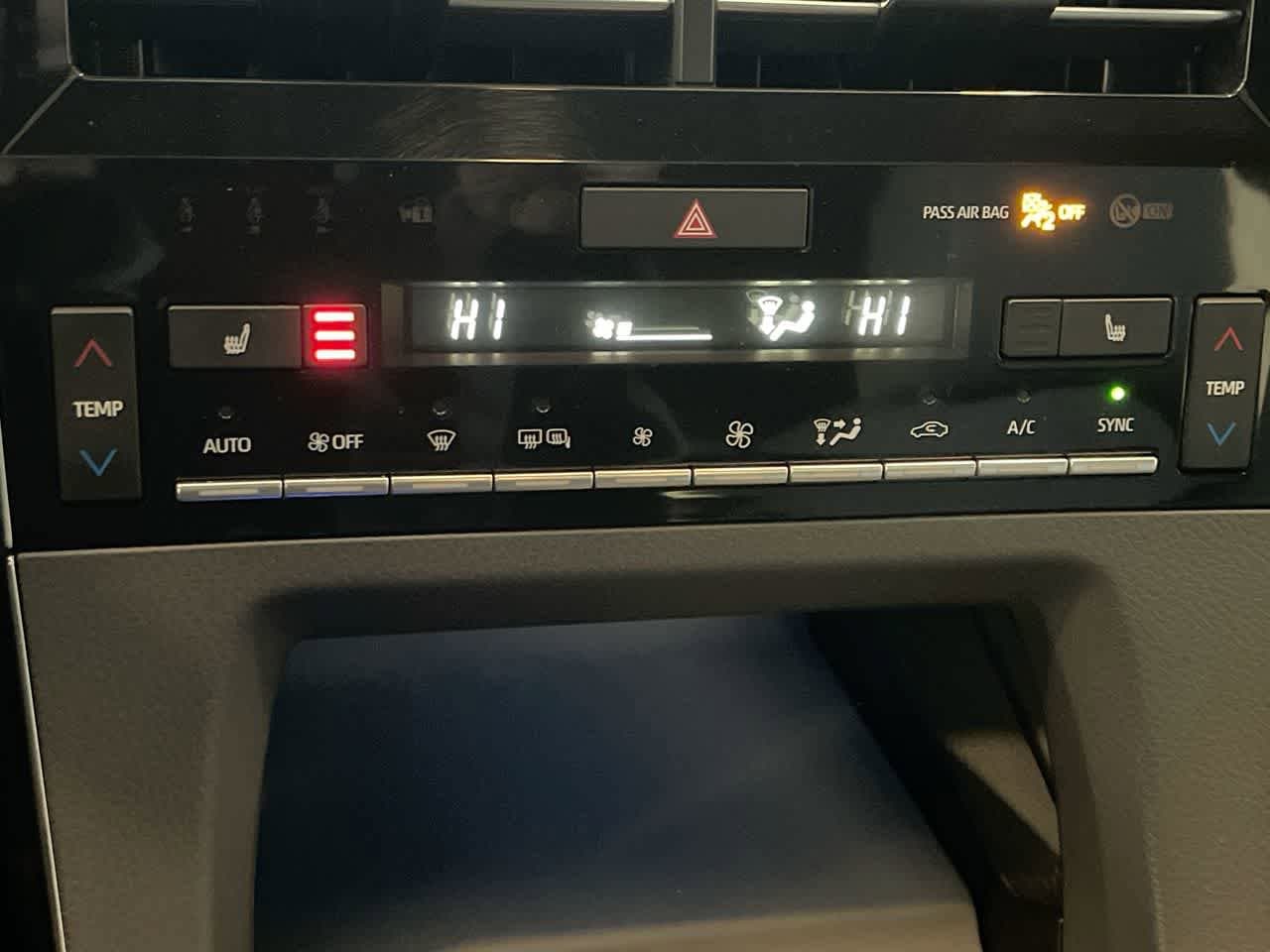 Thumbnail: 2021 Toyota Avalon - 19