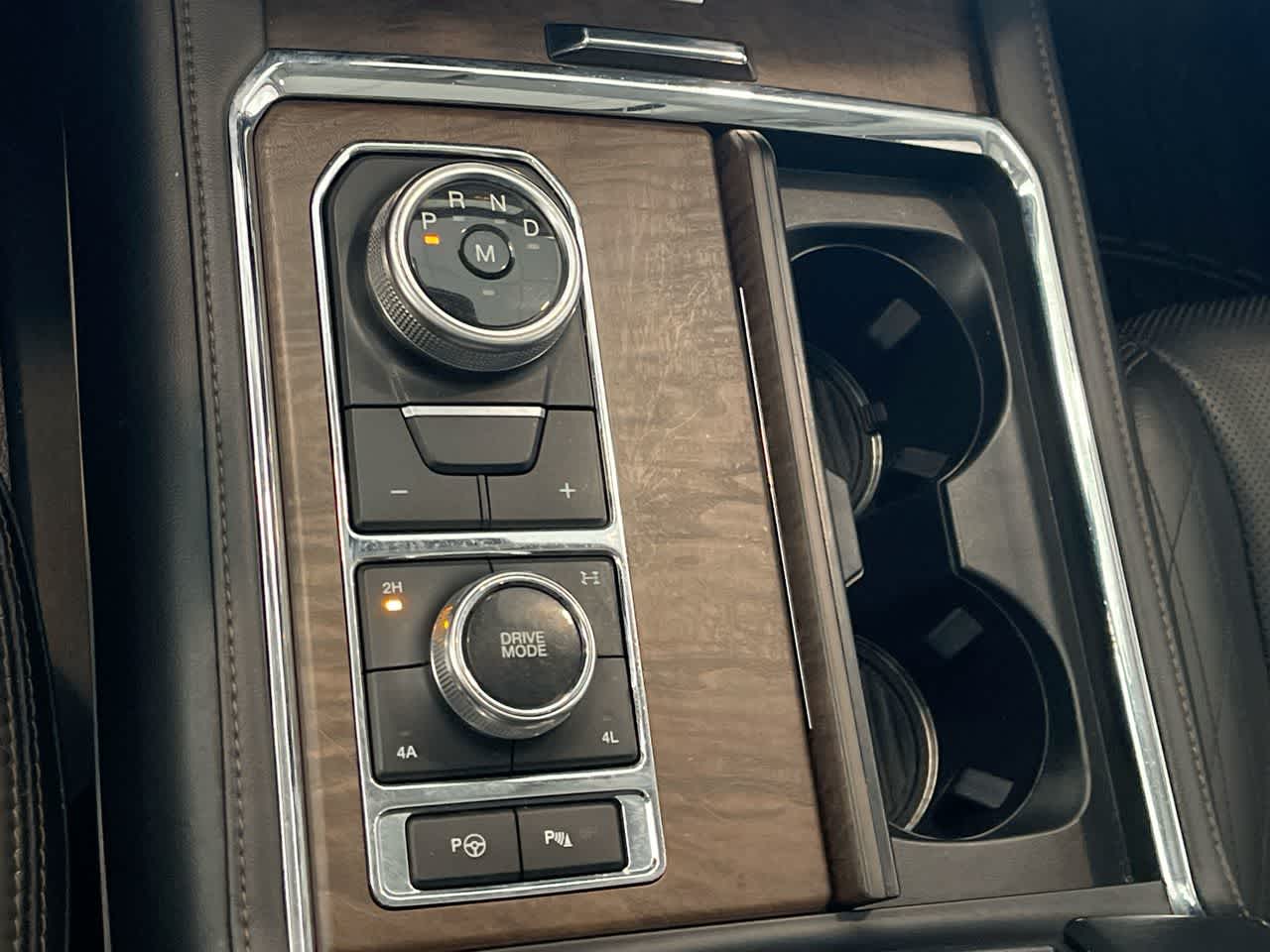 Thumbnail: 2018 Ford Expedition - 20