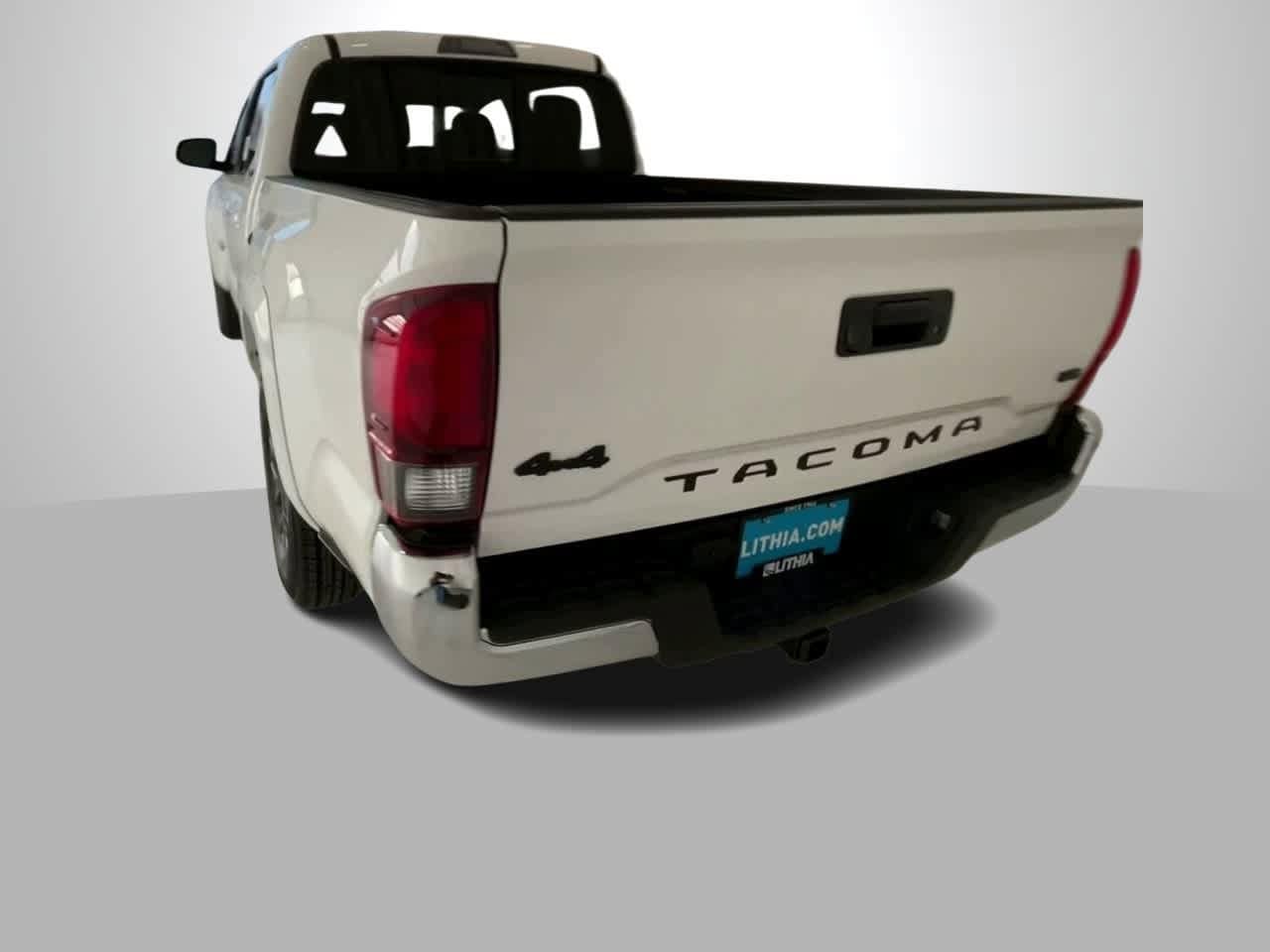 Thumbnail: 2023 Toyota Tacoma - 7