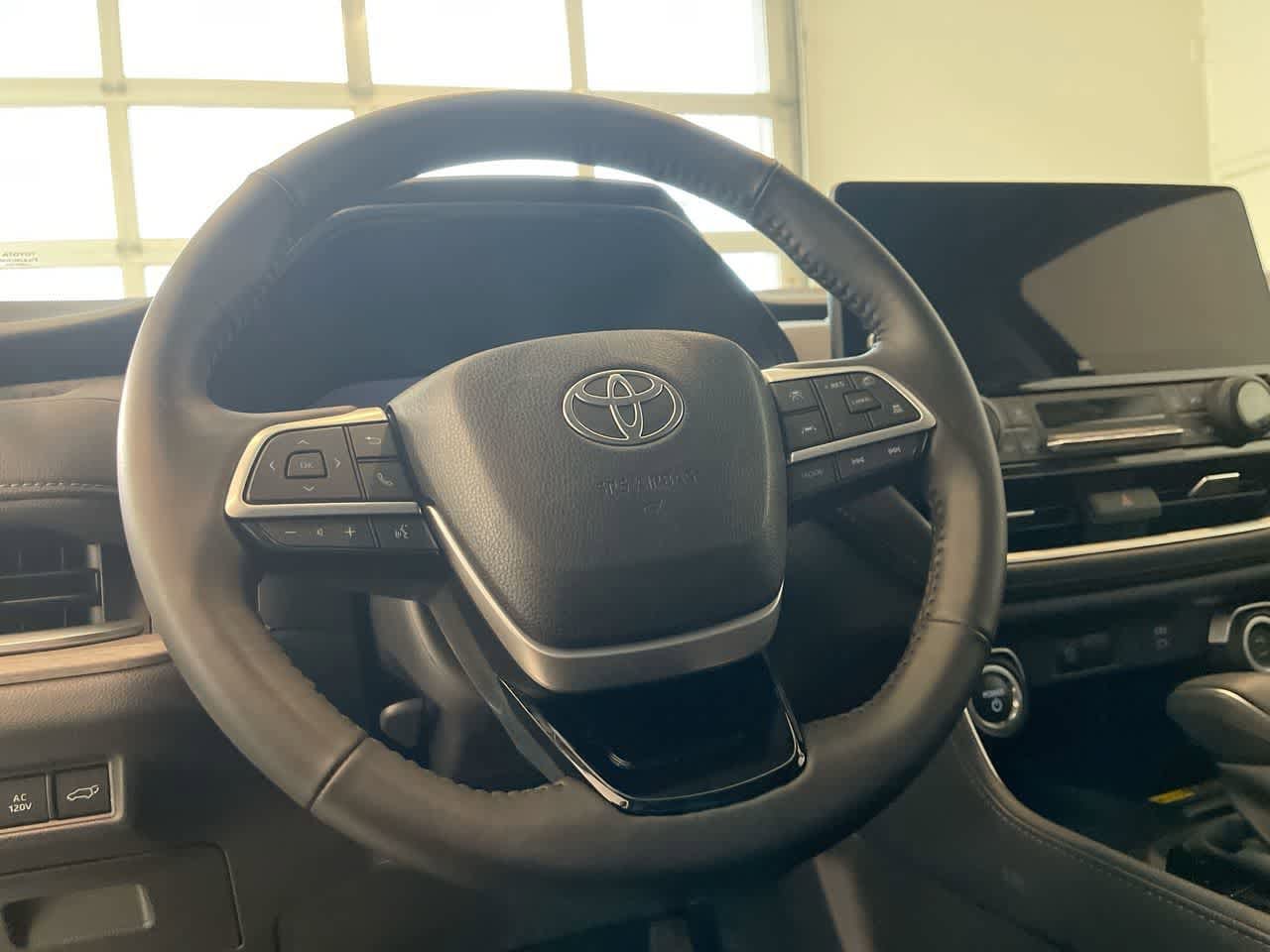 Thumbnail: 2025 Toyota Grand Highlander - 14