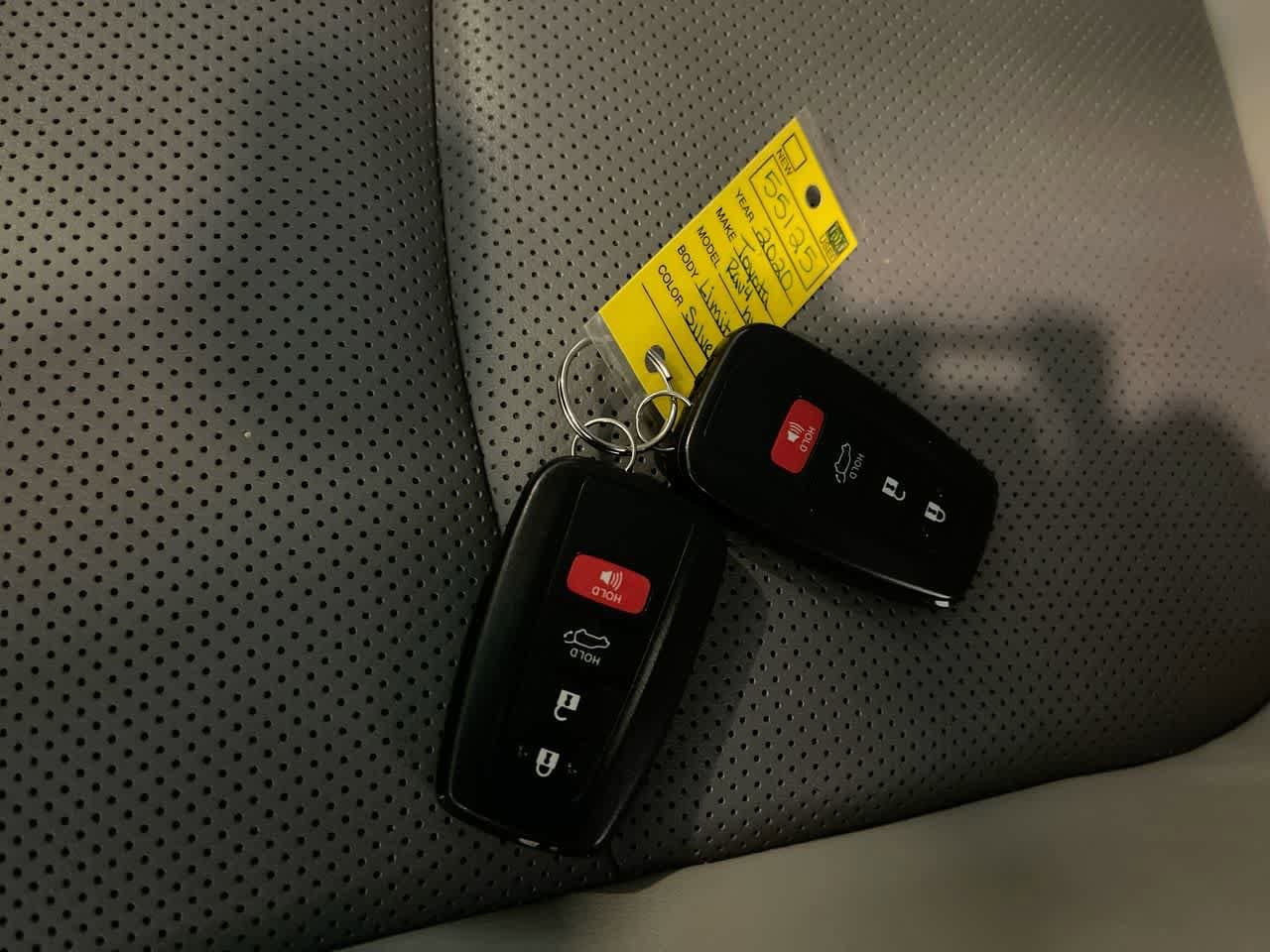 Thumbnail: 2020 Toyota RAV4 - 27