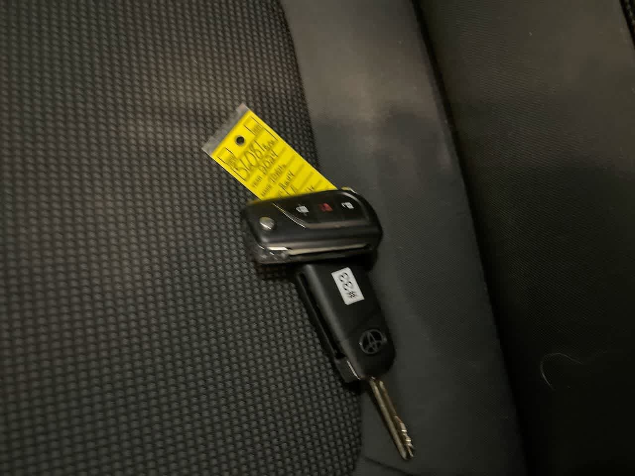 Thumbnail: 2024 Toyota RAV4 - 26