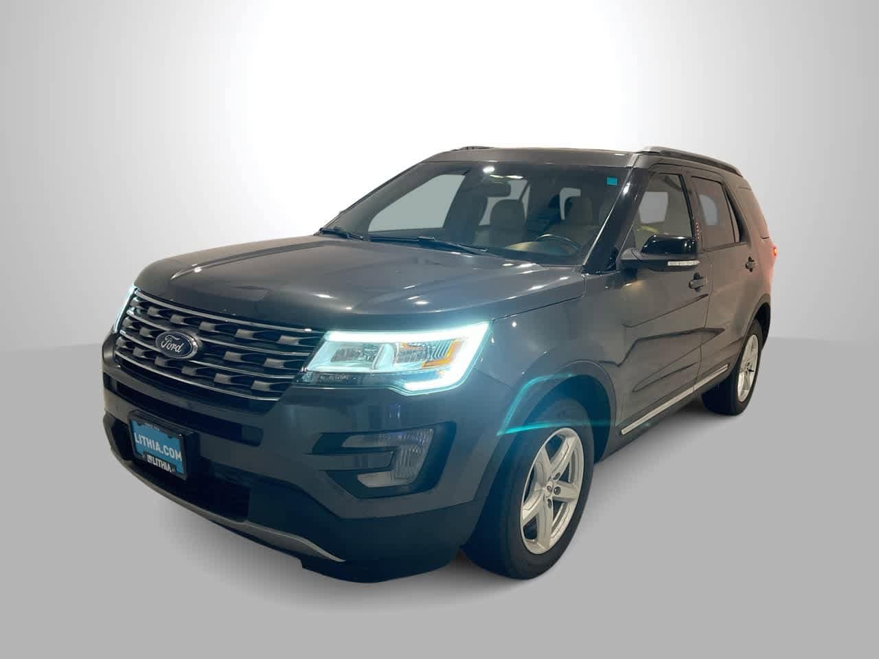 Thumbnail: 2017 Ford Explorer - 1