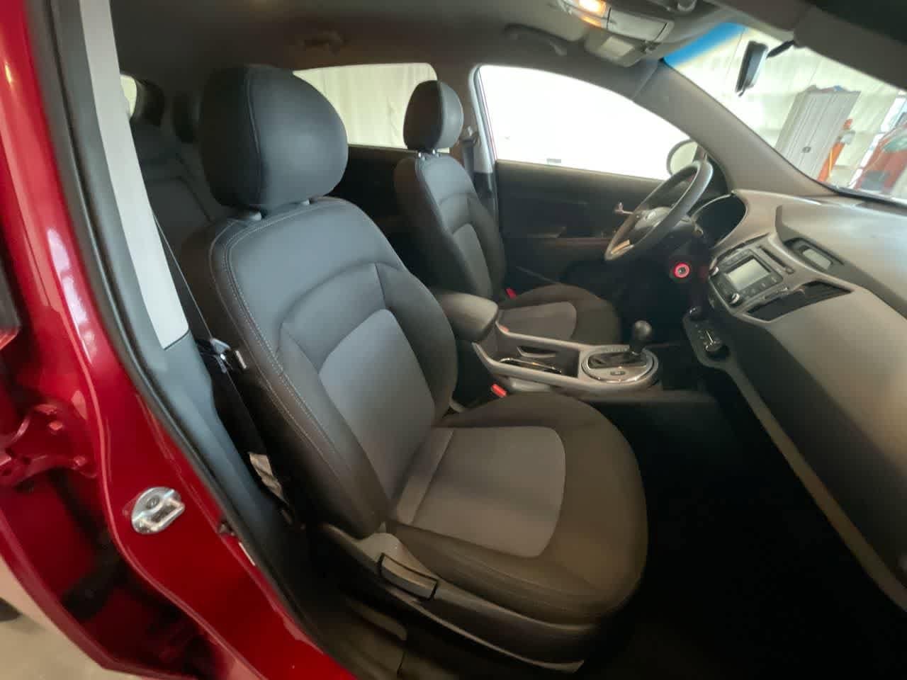 Thumbnail: 2015 Kia Sportage - 23