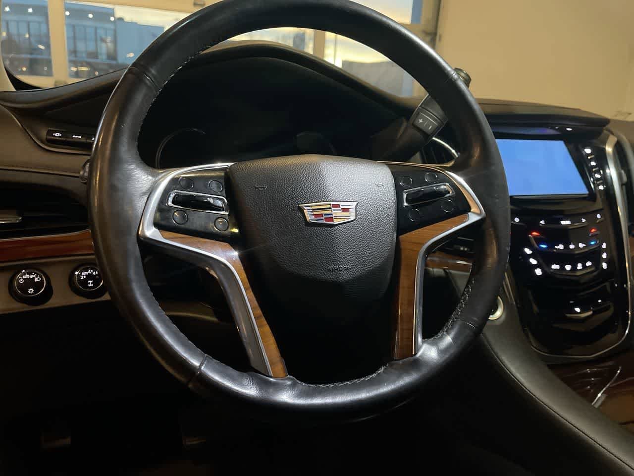 Thumbnail: 2018 Cadillac Escalade - 14