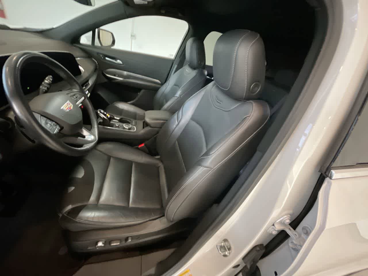 Thumbnail: 2024 Cadillac XT4 - 11