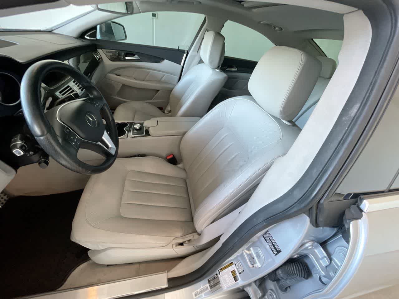 Thumbnail: 2014 Mercedes-Benz CLS - 11