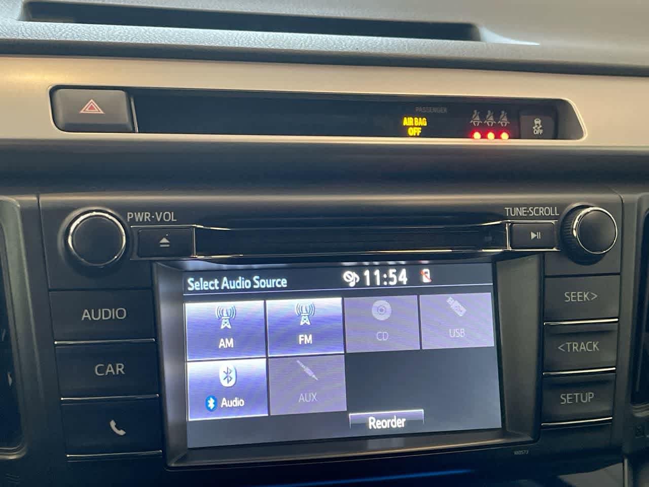 Thumbnail: 2018 Toyota RAV4 - 16