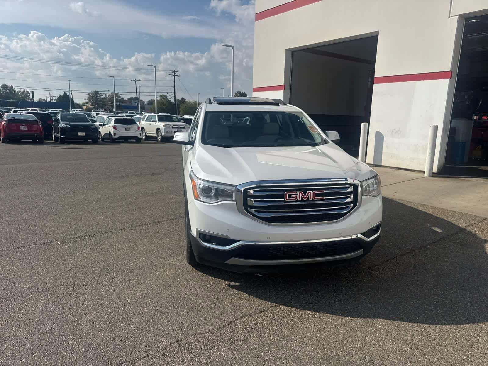 Thumbnail: 2017 GMC Acadia - 30