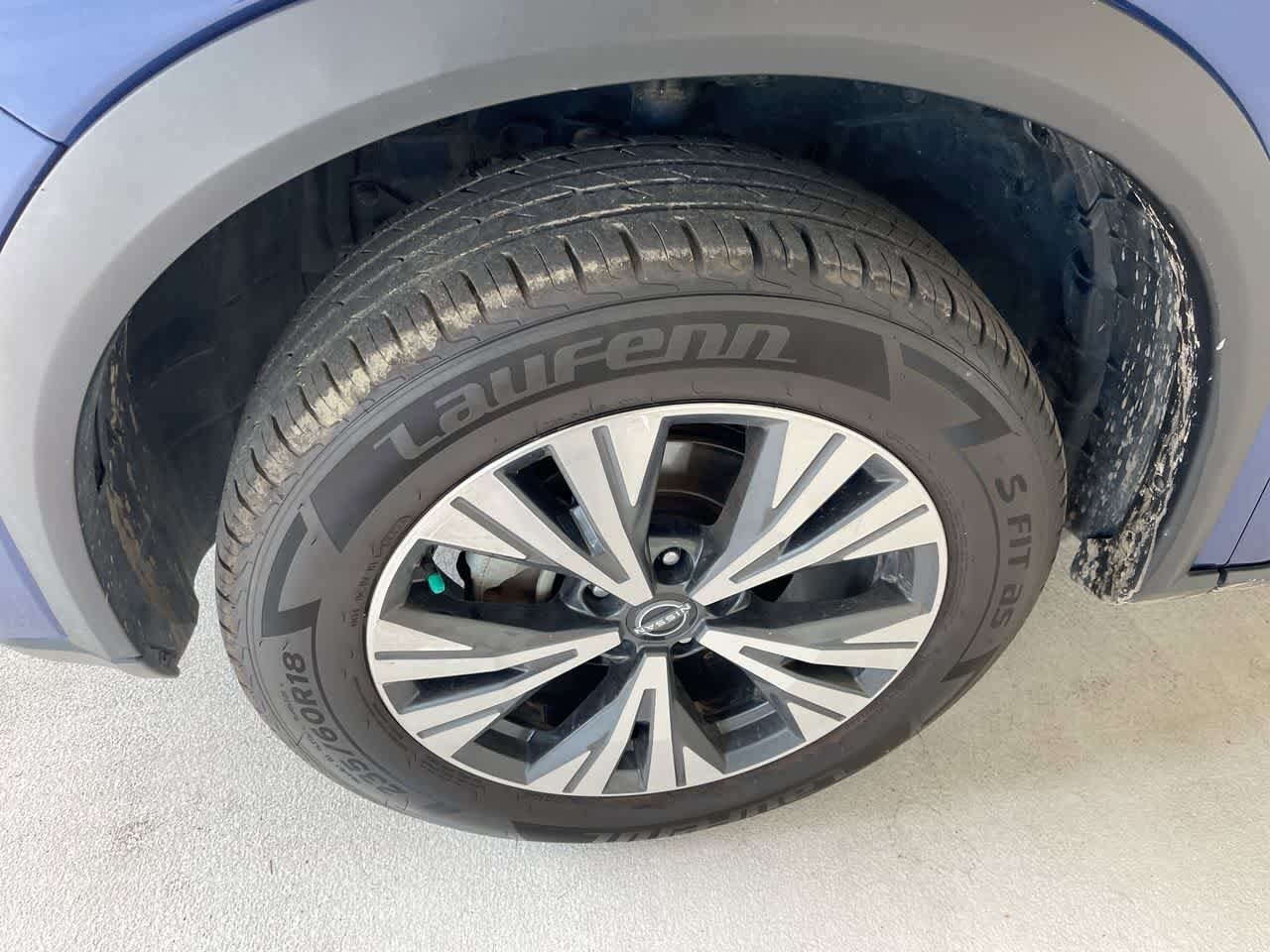 Thumbnail: 2022 Nissan Rogue - 10