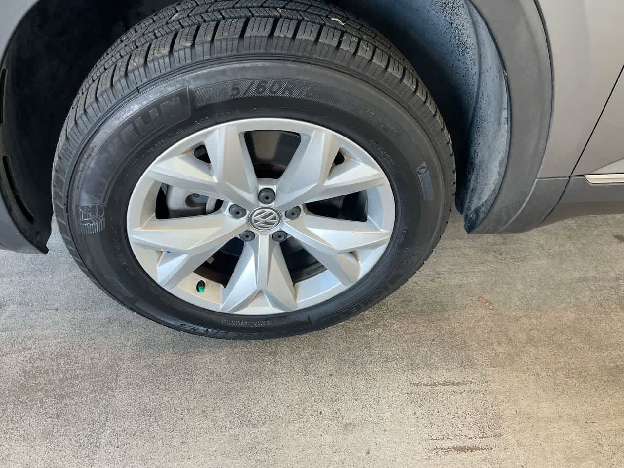 Thumbnail: 2018 Volkswagen Atlas - 10