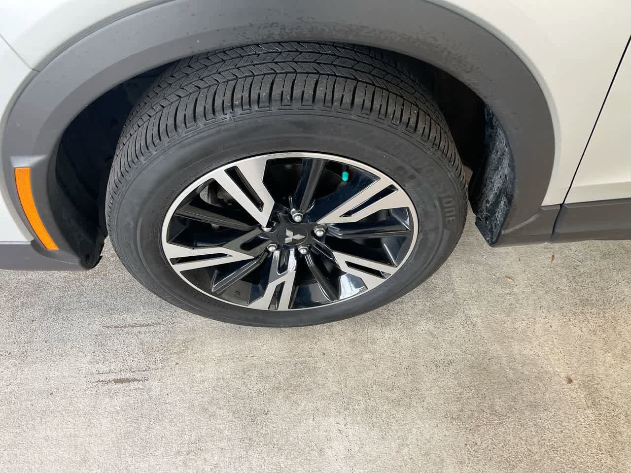 Thumbnail: 2024 Mitsubishi Eclipse Cross - 10