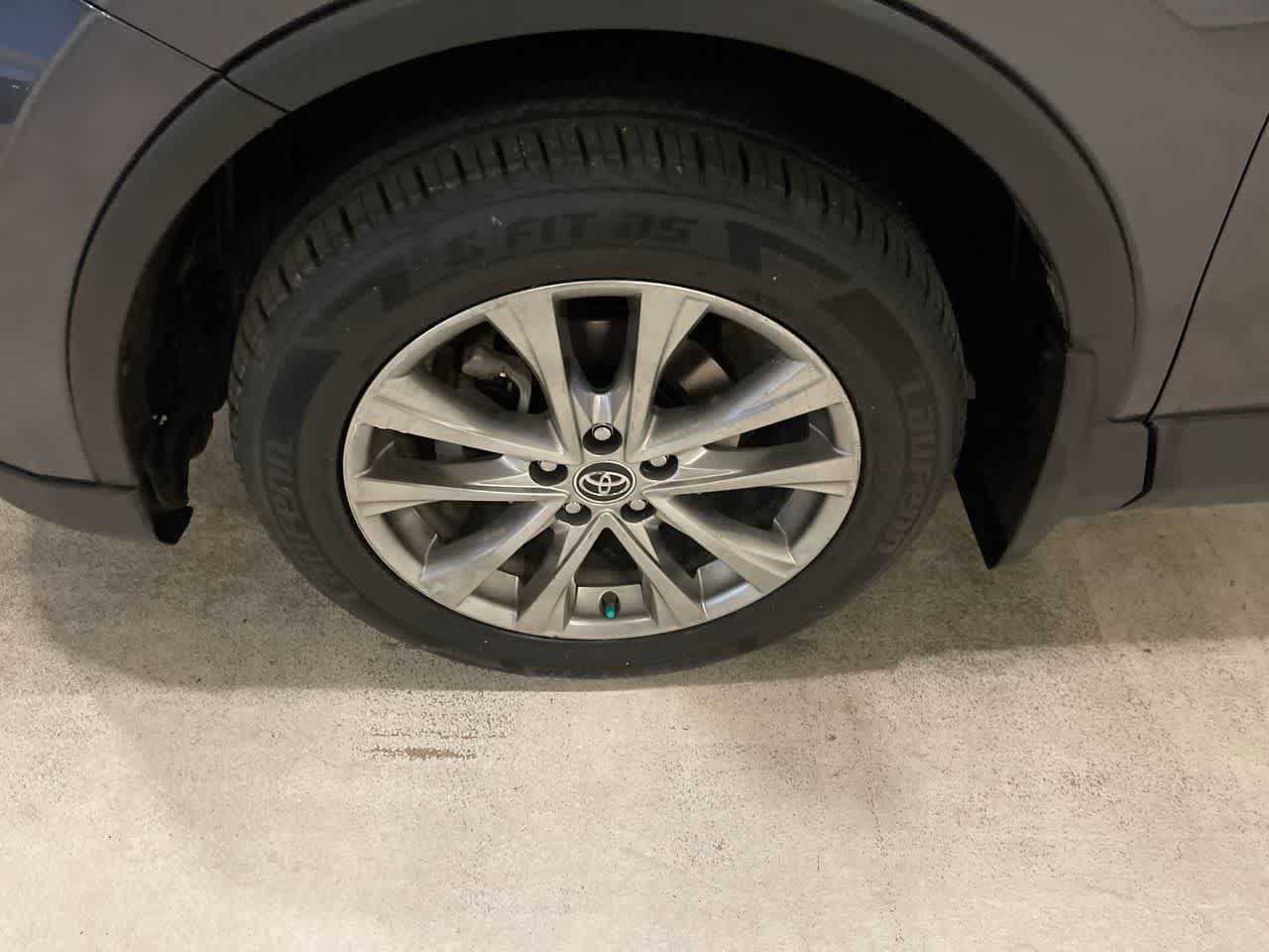 Thumbnail: 2016 Toyota RAV4 - 10