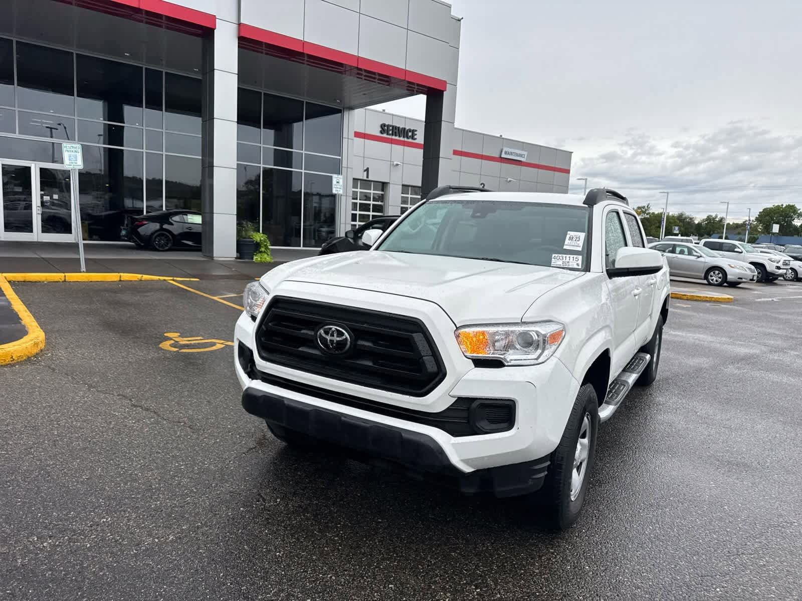 Thumbnail: 2022 Toyota Tacoma - 11
