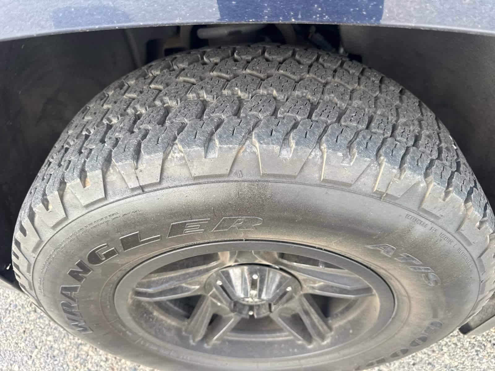 Thumbnail: 2019 GMC Yukon XL - 28