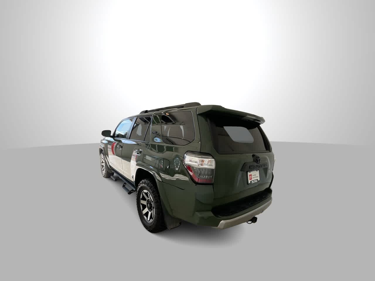 Thumbnail: 2022 Toyota 4Runner - 6