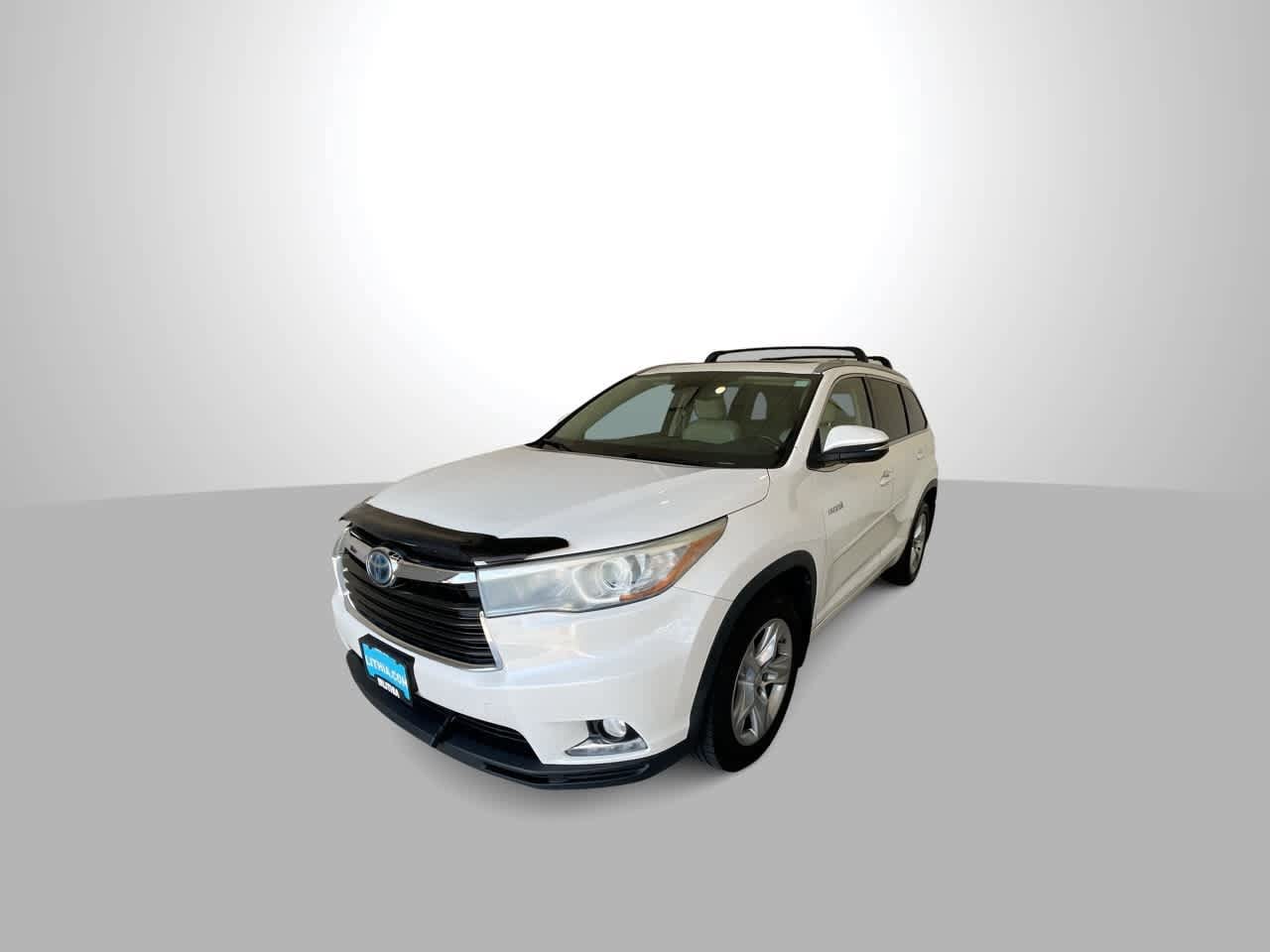 Thumbnail: 2015 Toyota Highlander - 4