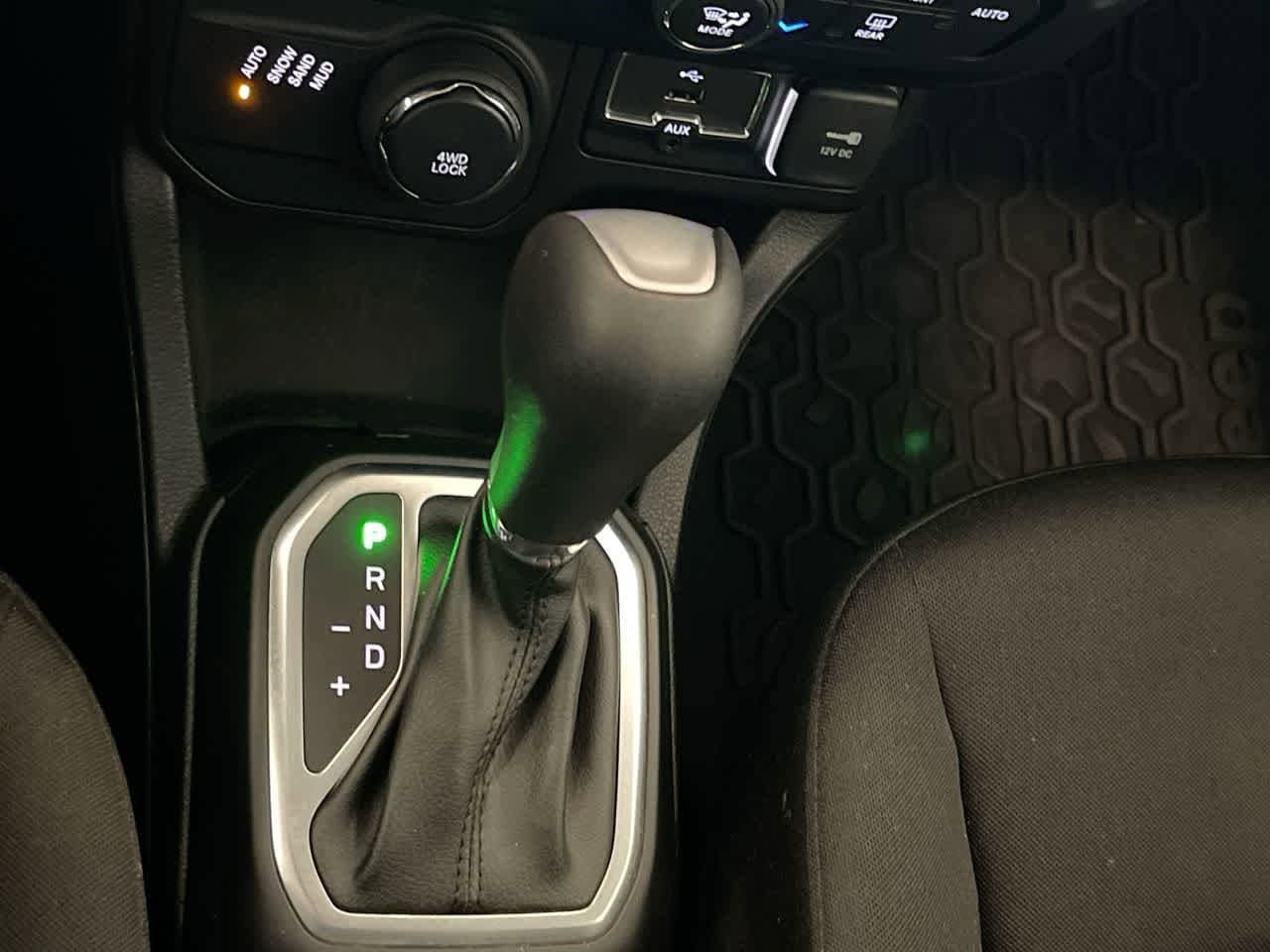 Thumbnail: 2019 Jeep Renegade - 20