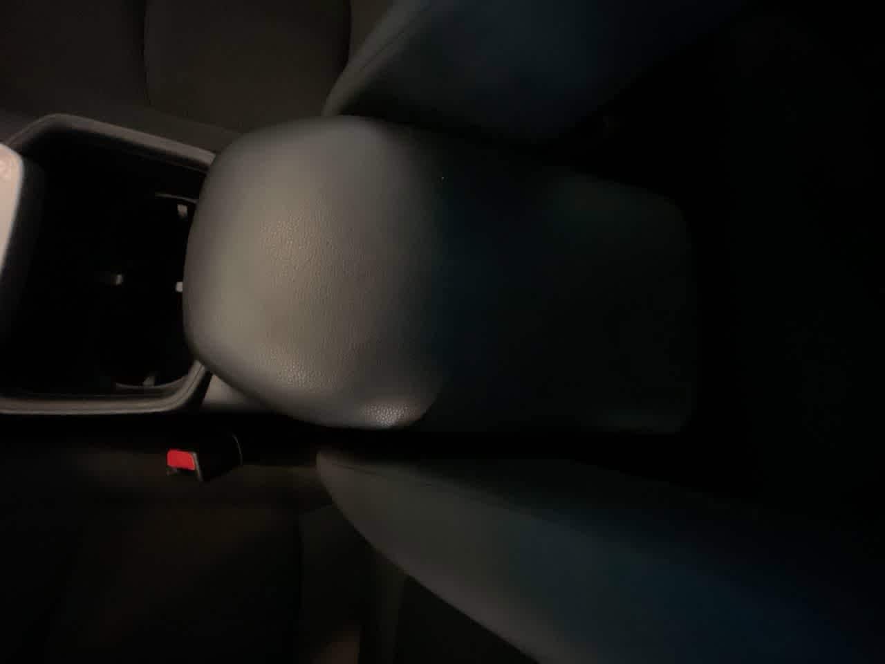 Thumbnail: 2025 Toyota RAV4 - 21