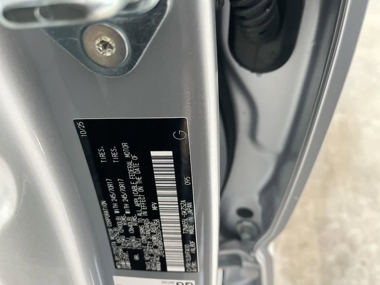 Thumbnail: 2025 Toyota 4Runner - 28