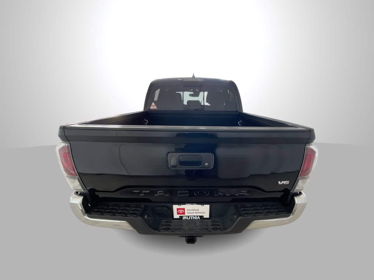 Thumbnail: 2023 Toyota Tacoma - 7