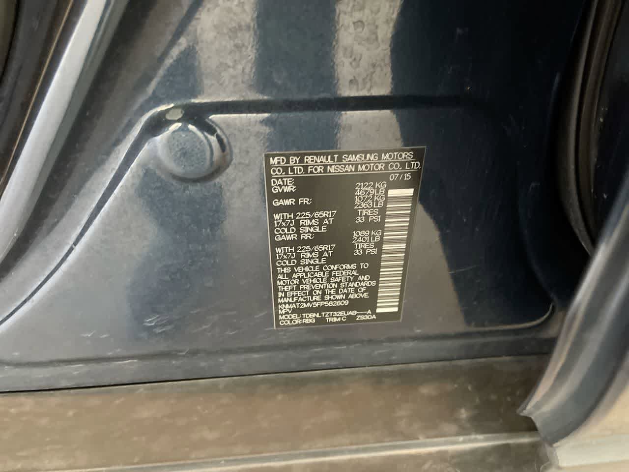 Thumbnail: 2015 Nissan Rogue - 27