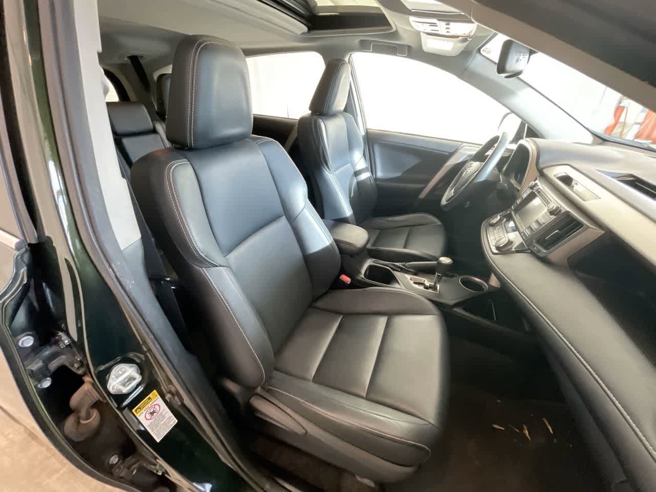 Thumbnail: 2013 Toyota RAV4 - 25