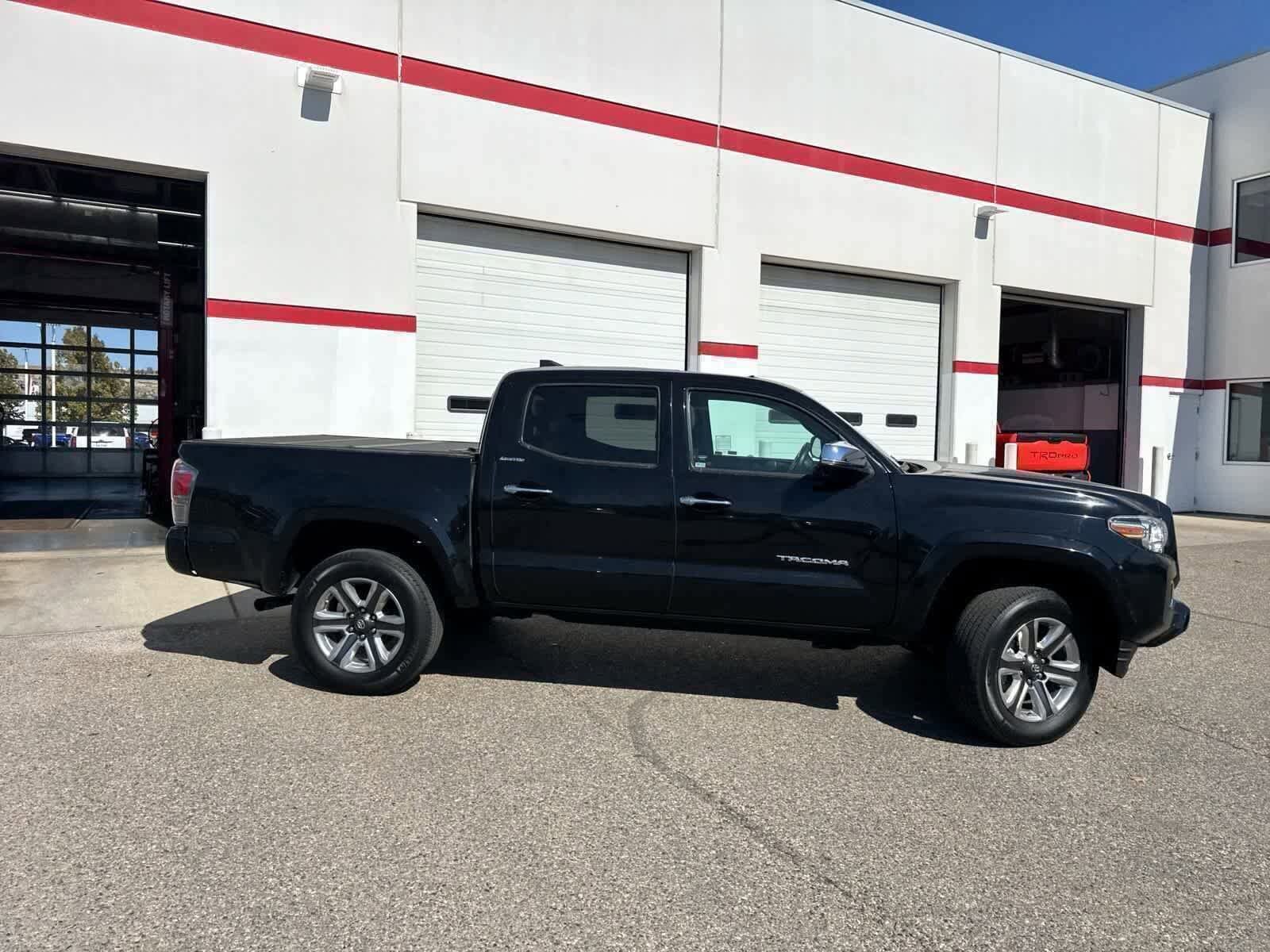 2018 Toyota Tacoma Limited Double Cab V6 4x4 photo 4