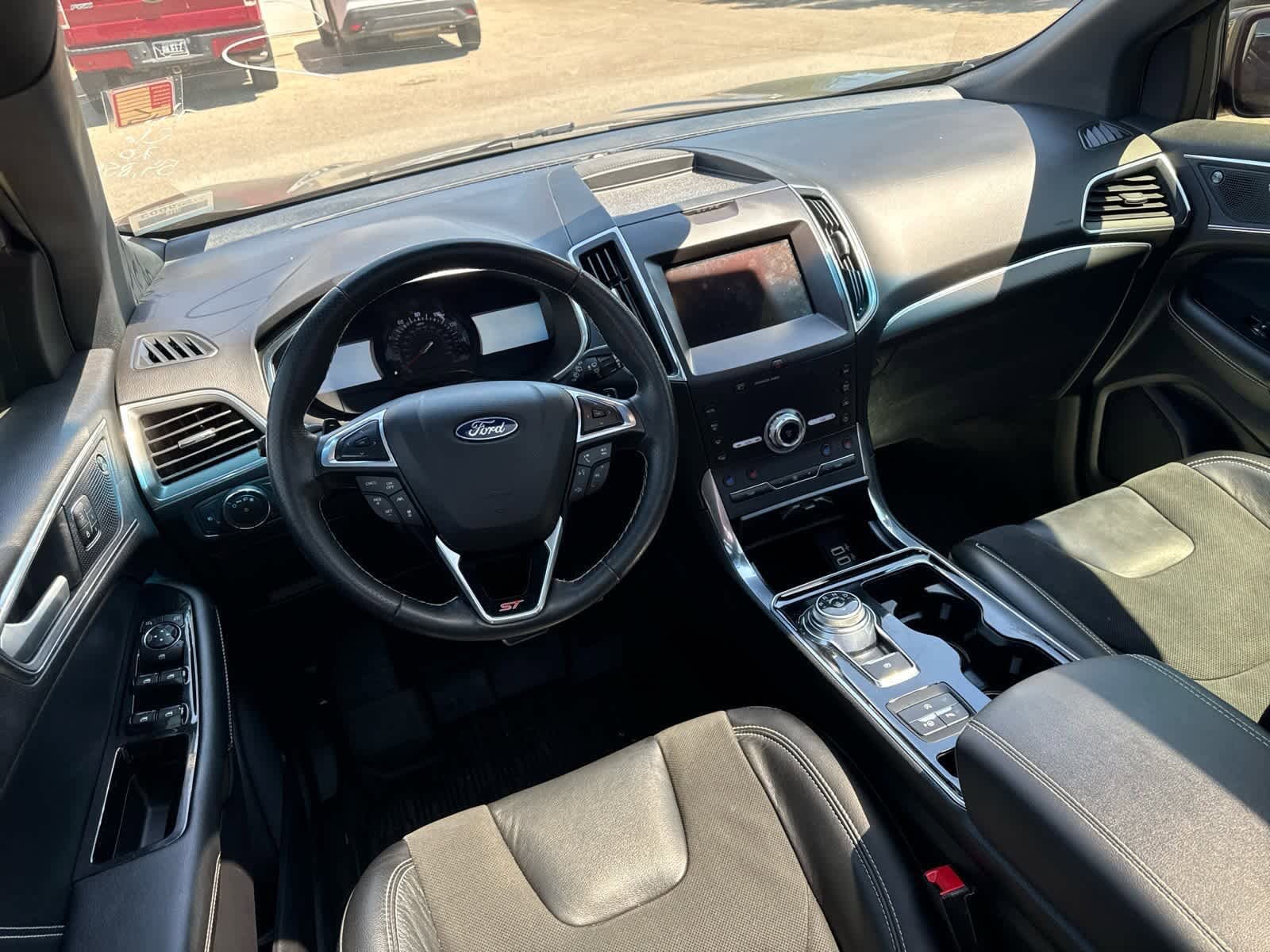 Thumbnail: 2020 Ford Edge - 27
