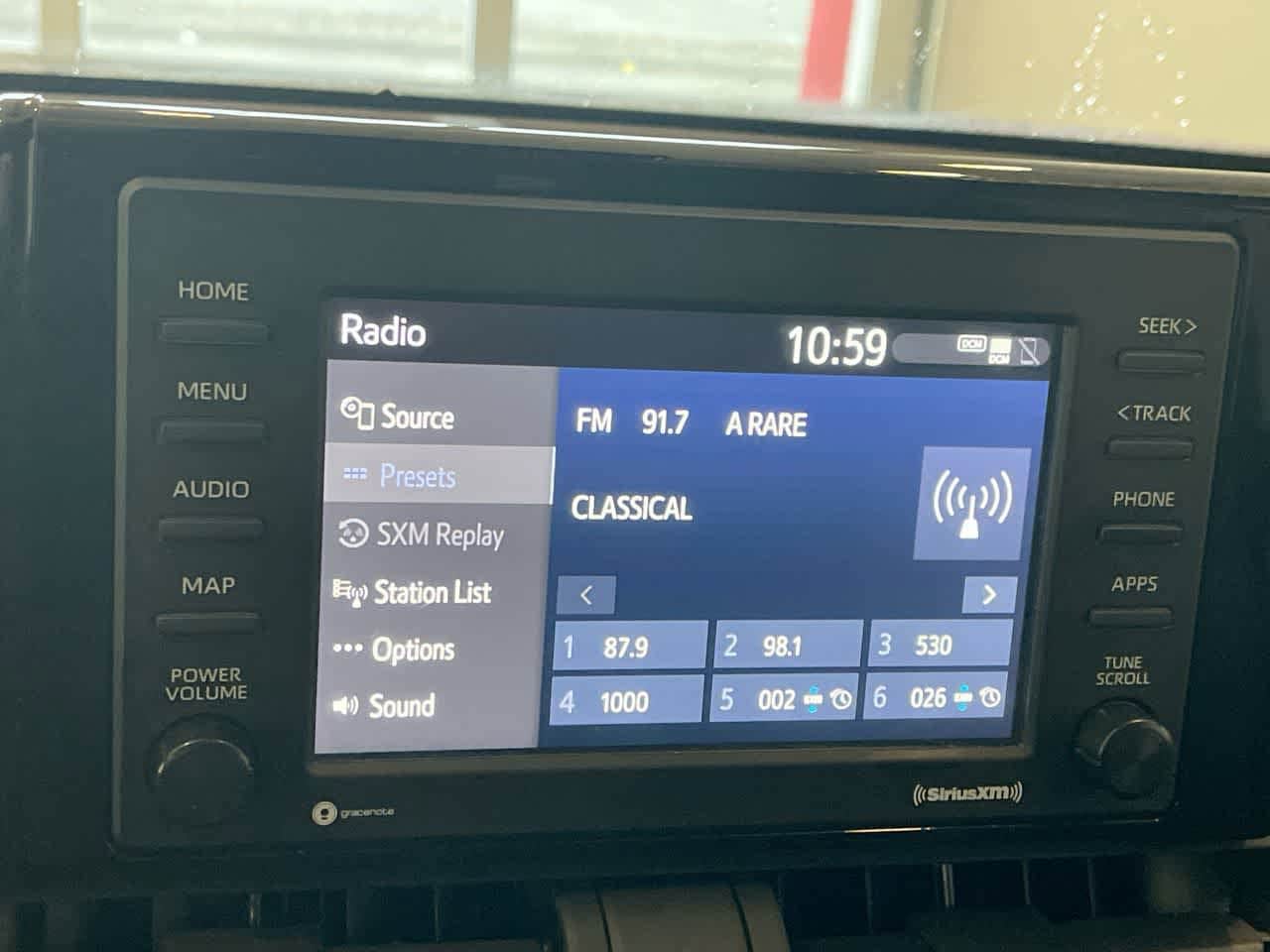 Thumbnail: 2022 Toyota RAV4 - 16