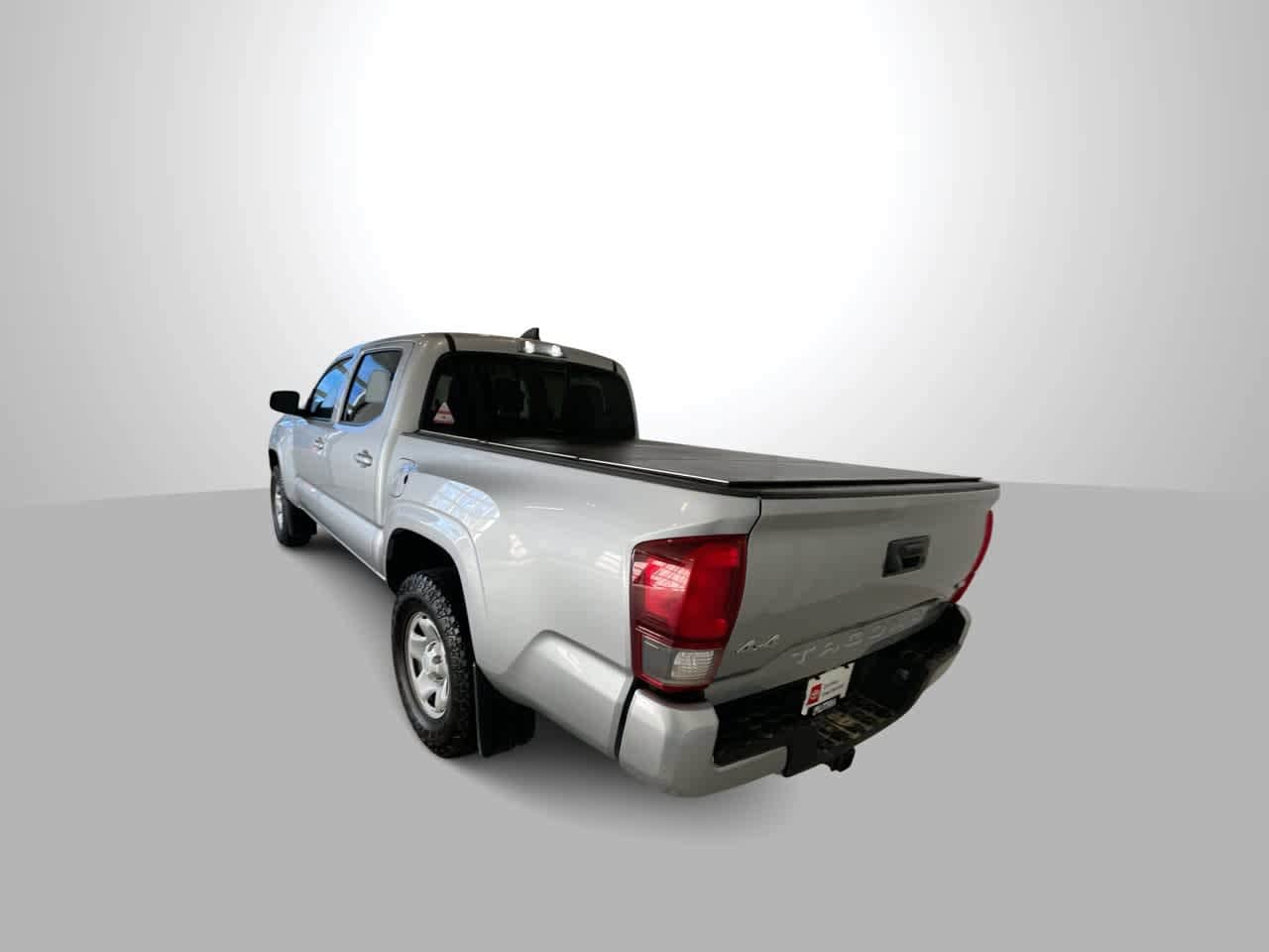 Thumbnail: 2022 Toyota Tacoma - 6