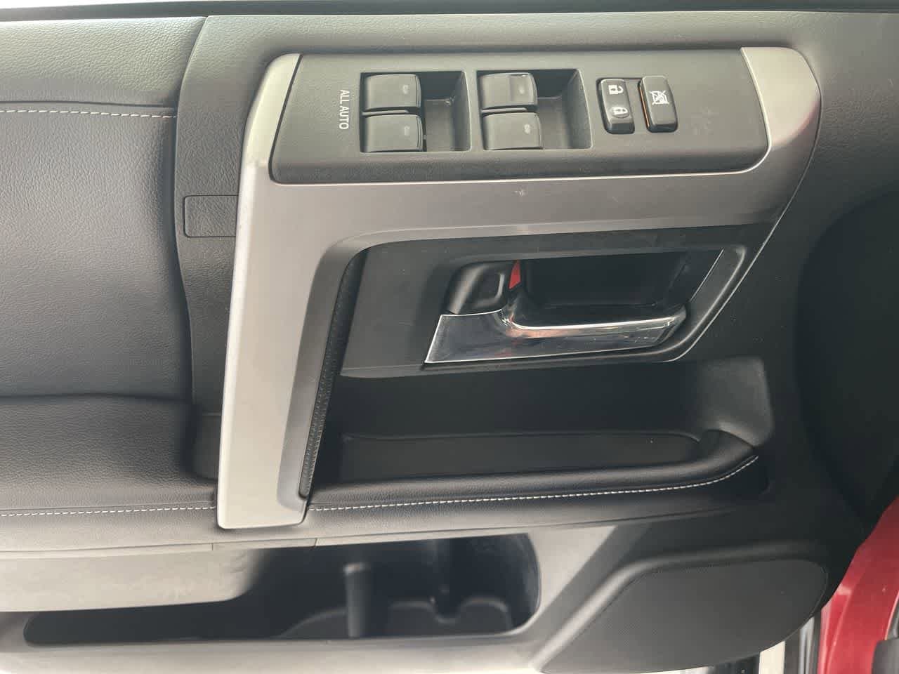 2018 Toyota 4Runner SR5 13