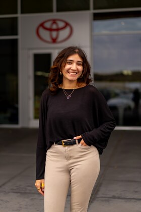 Staff member Arianna Miller from ID_7b0fb900f931