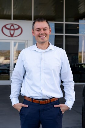 Staff member Matt Kozlovski from ID_7b0fb900f931