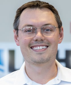 Staff member Matt Kozlovski from ID_7b0fb900f931