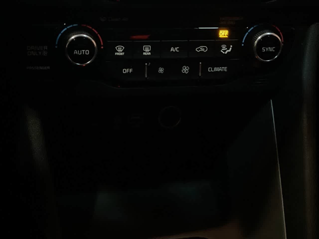 Thumbnail: 2017 Kia Niro - 18